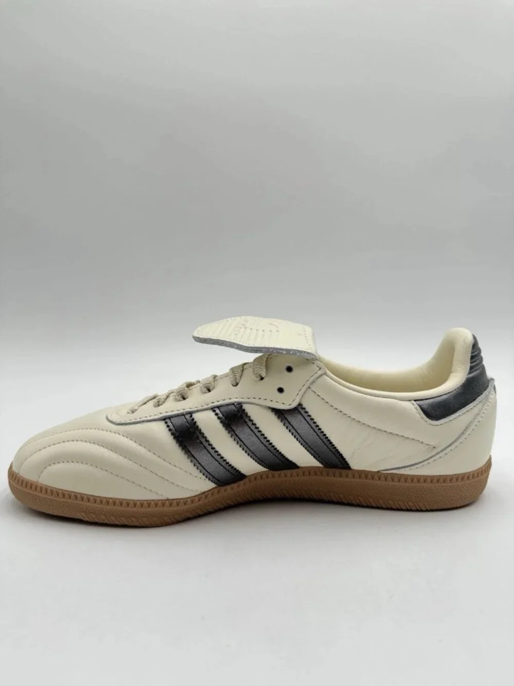 Women's Adidas Originals Samba Long Tongue Shoes - Cream White Black Gum JP6143 - Picture 6 of 14